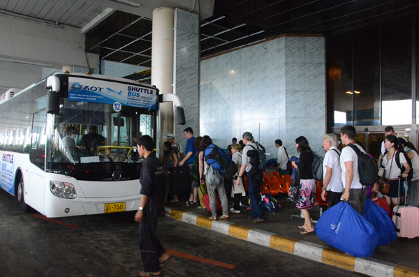 บริการรถสาธารณะสนามบินดอนเมือง2